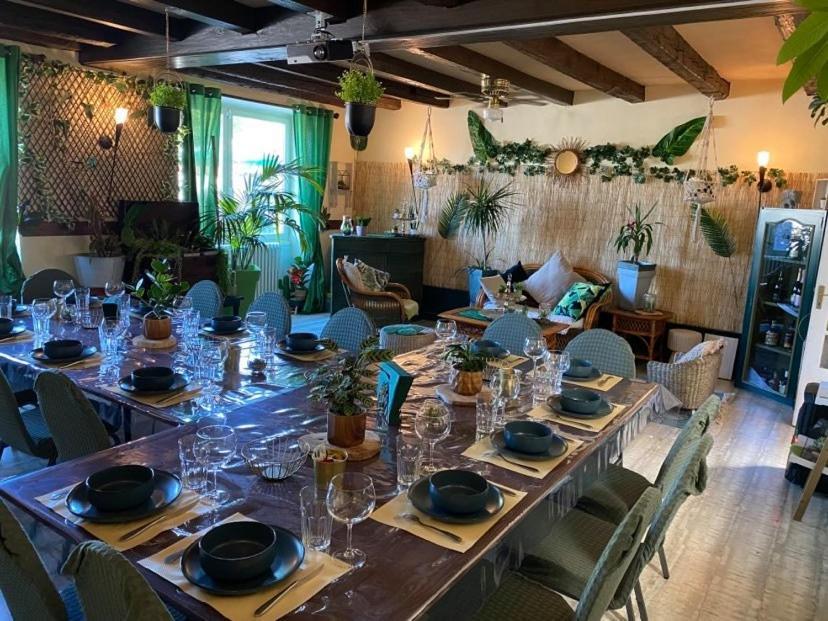 Hotel Restaurant Le Chanel Villieu Eksteriør bilde